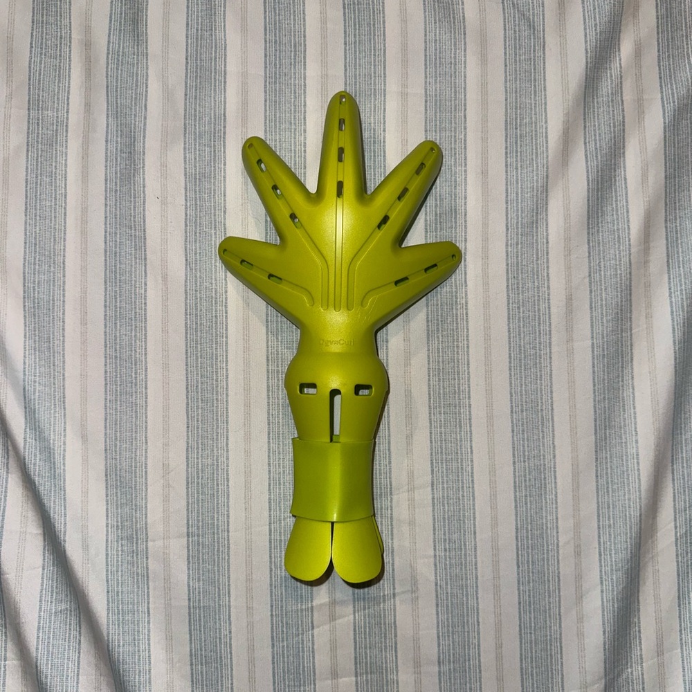 Devacurl Devafuser: Hand Shaped Curl Diffuser Blow Dryer attachment